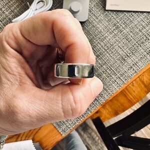 Oura Silver Wearable Ring
